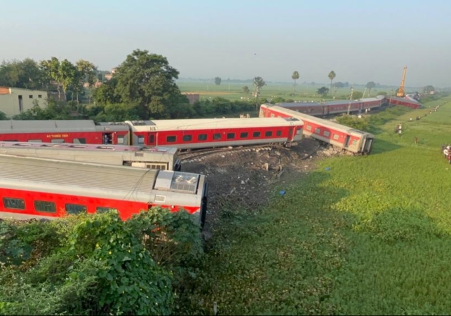 Delhi-Kamakhya-North-East-Express-2